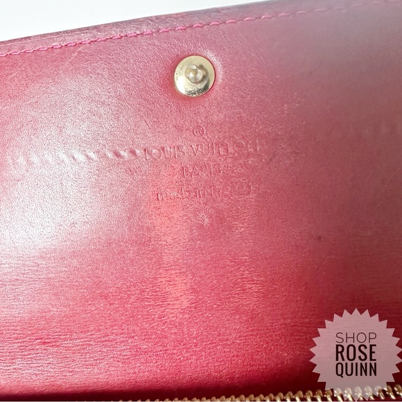 LOUIS VUITTON | All-Inclusive Vernis Sarah Wallet - Picture 10 of 17